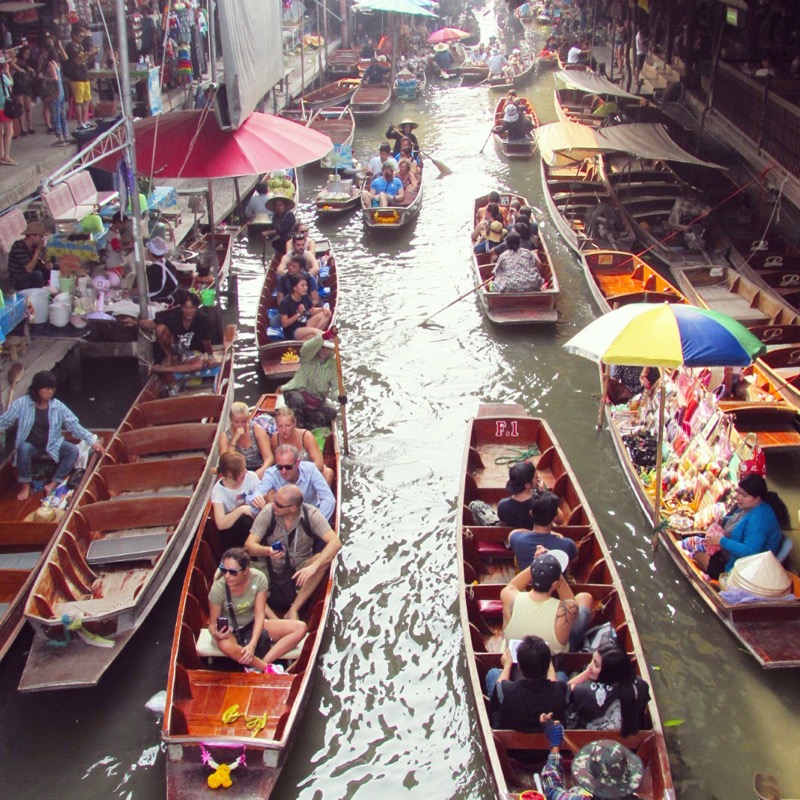 damnoen saduak floating market